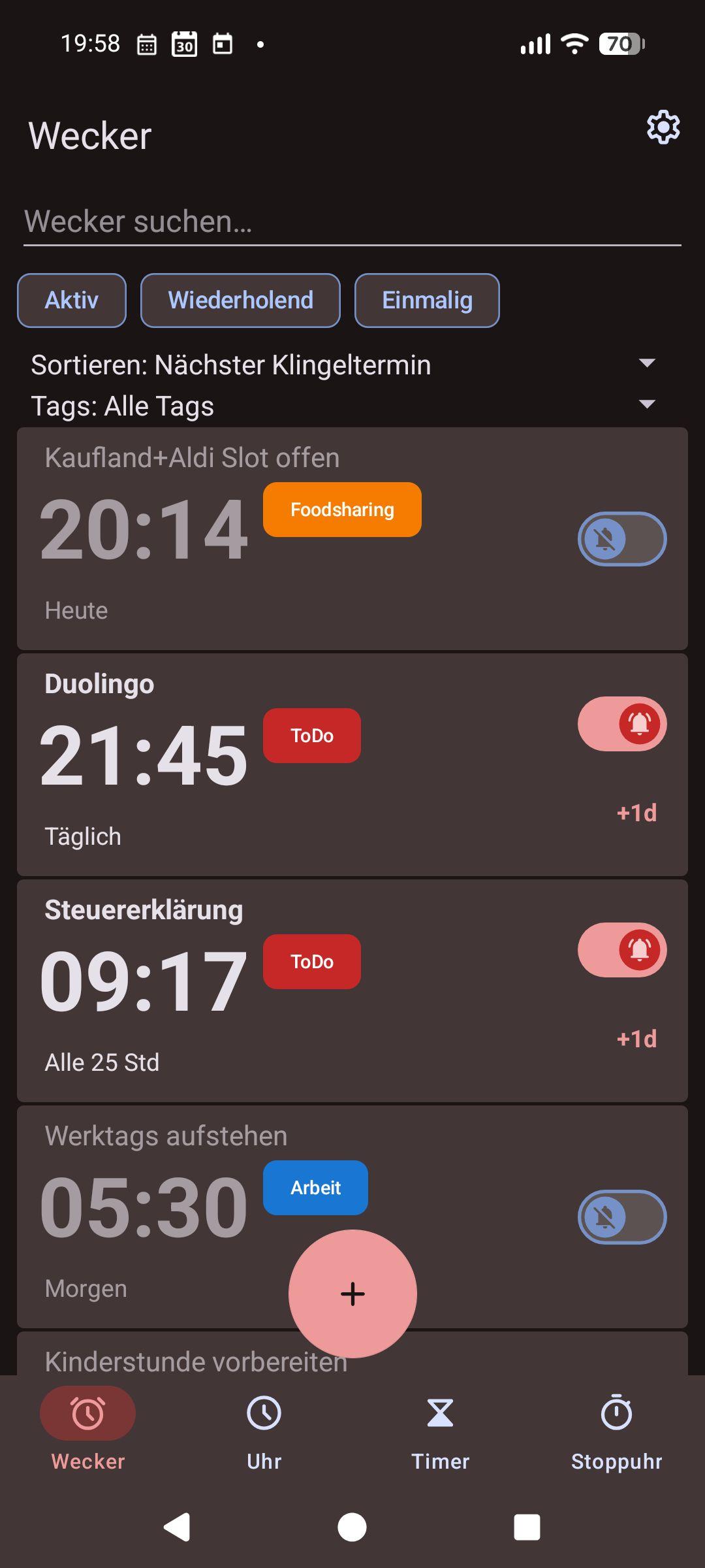 Screenshot of AlarmClock Deluxe (Wecker, Uhr, Timer, Stoppuhr)